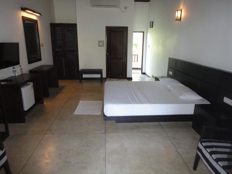 Lagoon Paradise Beach Resort 108001