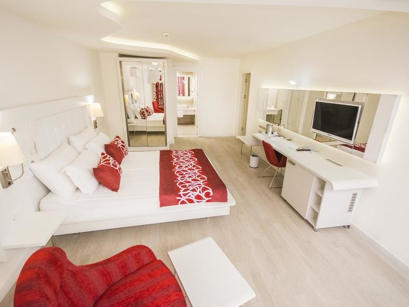 Laguna Beach Alya Resort & Spa 186425