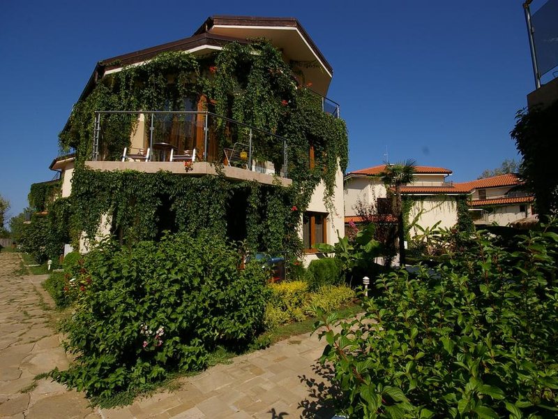 Laguna Beach Resort & Spa  171939