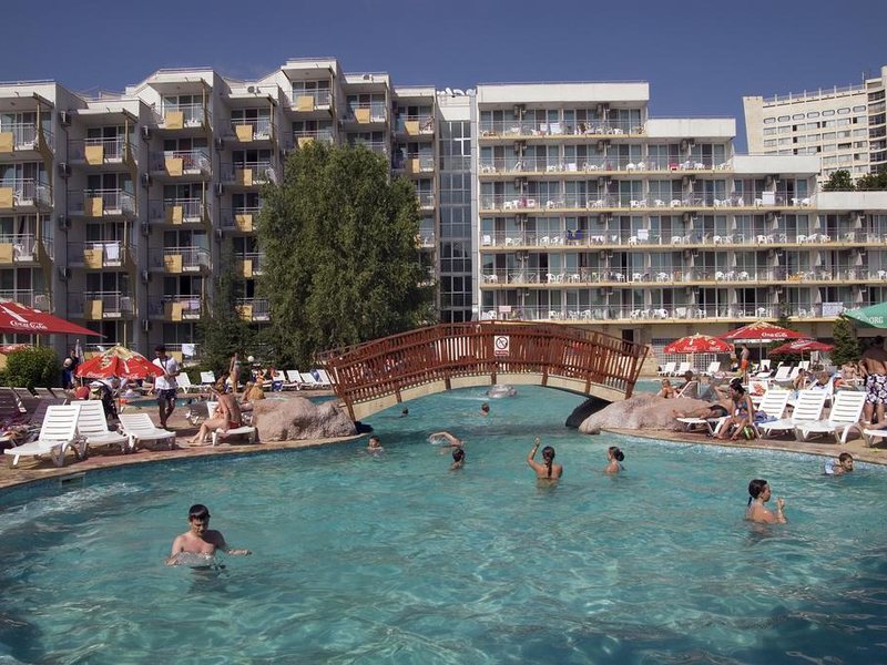 Laguna Garden  171975