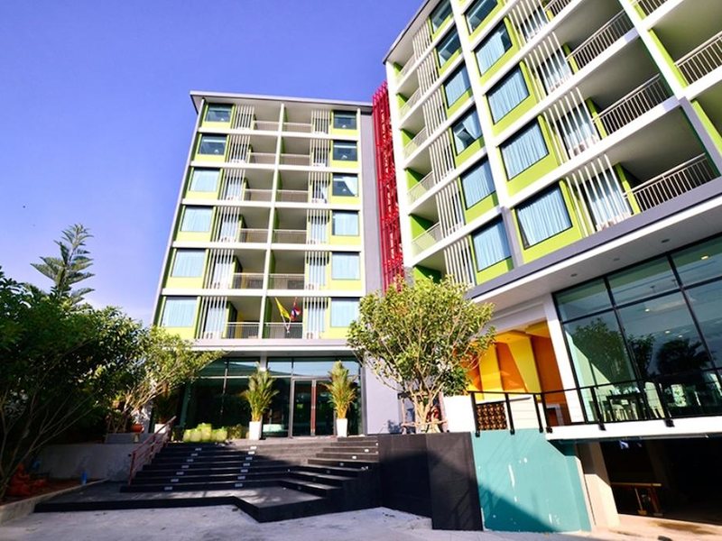 Lakkhana Poolside Resort 224849