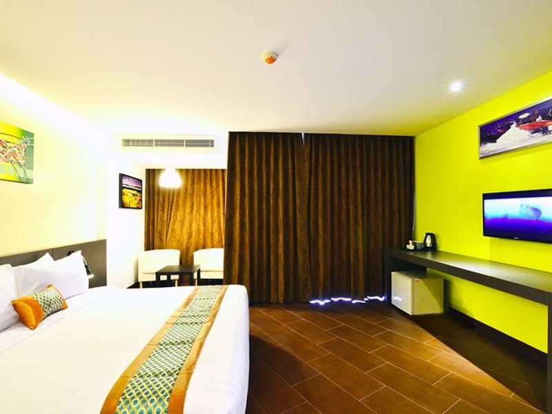 Lakkhana Poolside Resort 224855