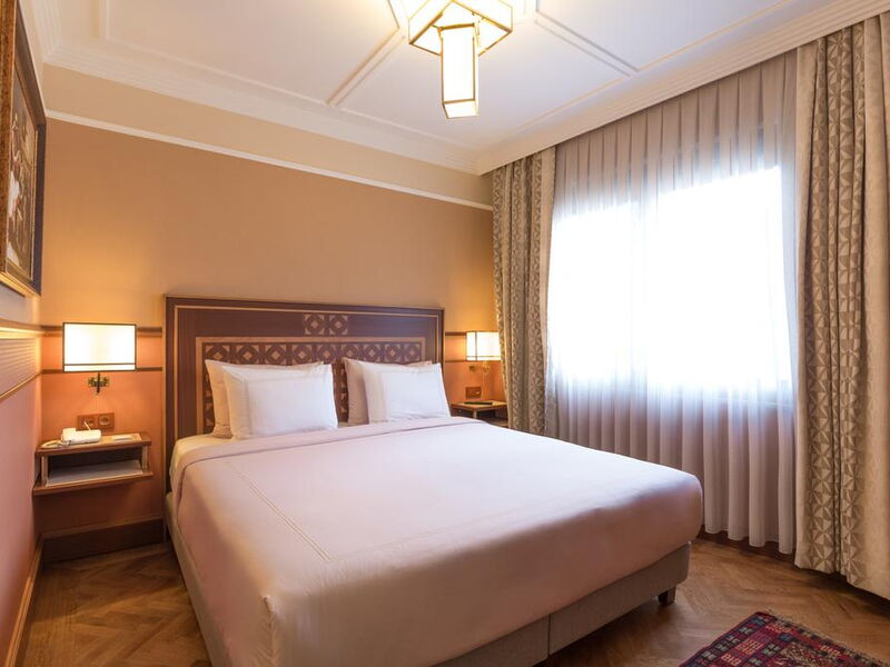 Lalahan Hotel 242480