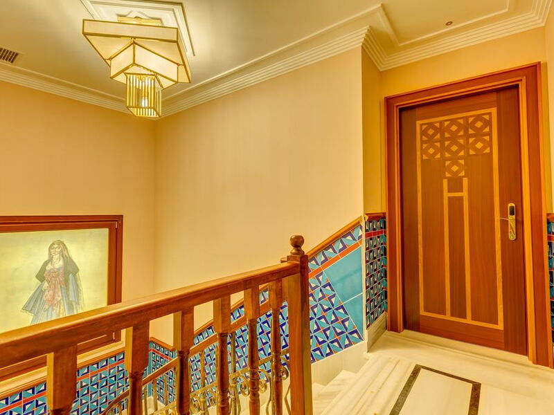 Lalahan Hotel 242482