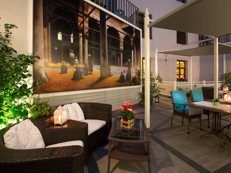 Lalahan Hotel 242487