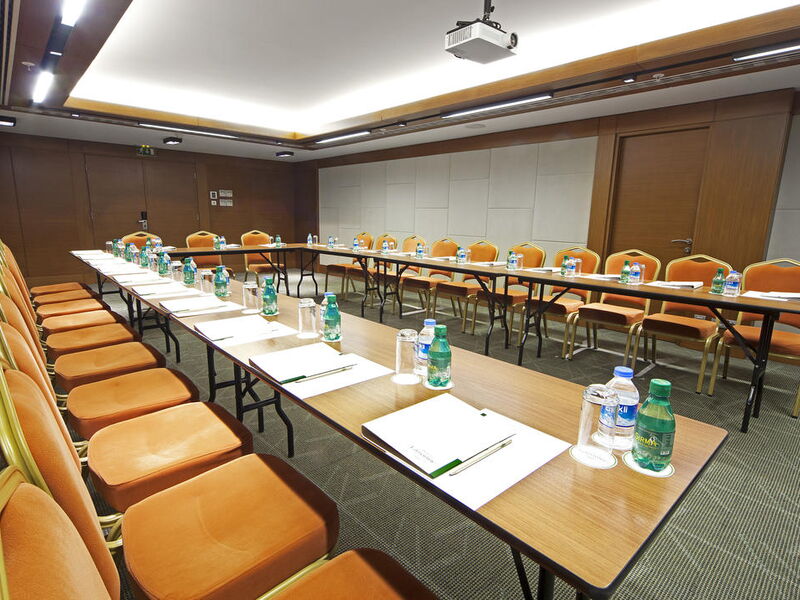 Lamartine Hotel 280087