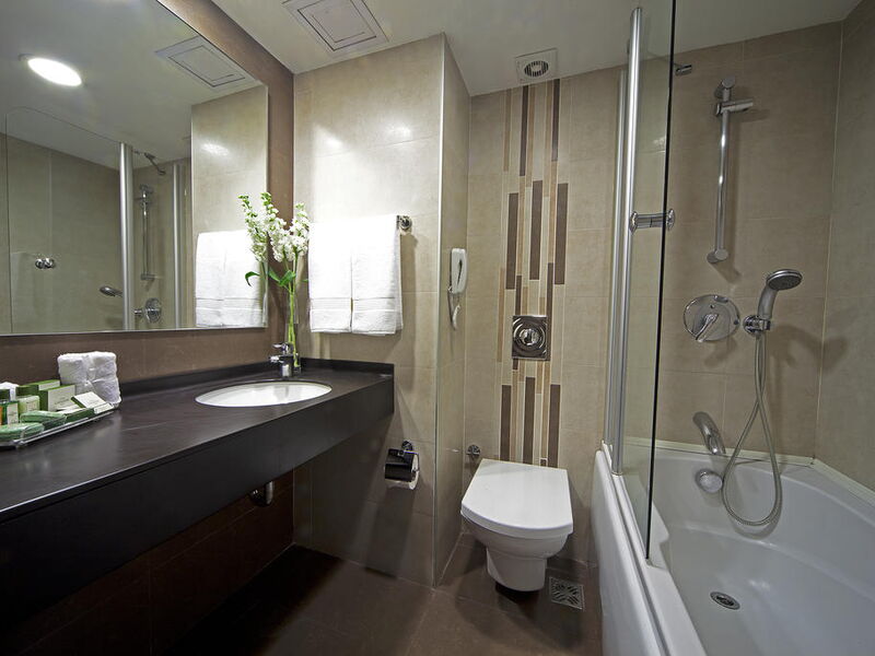 Lamartine Hotel 280089