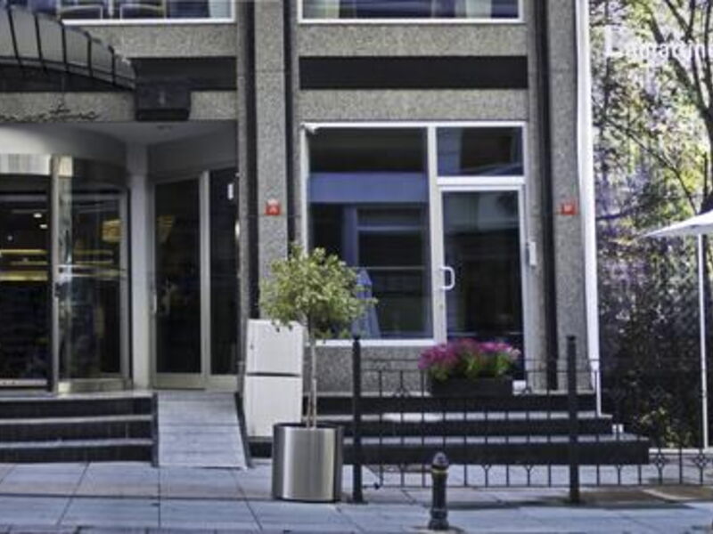 Lamartine Hotel 280094