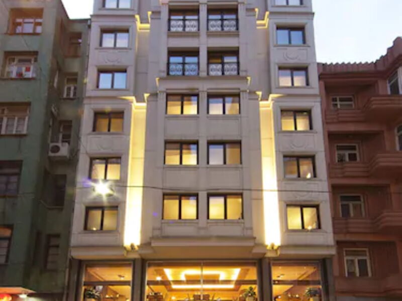 Lamartine Hotel 280097