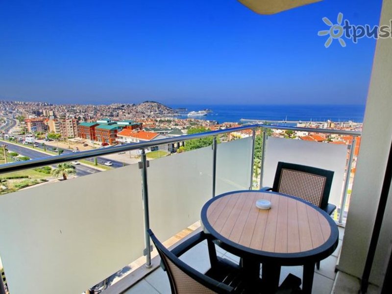 L ambiance Royal Palace Hotel  303479