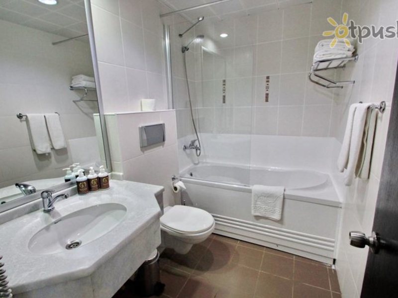 L ambiance Royal Palace Hotel  303481