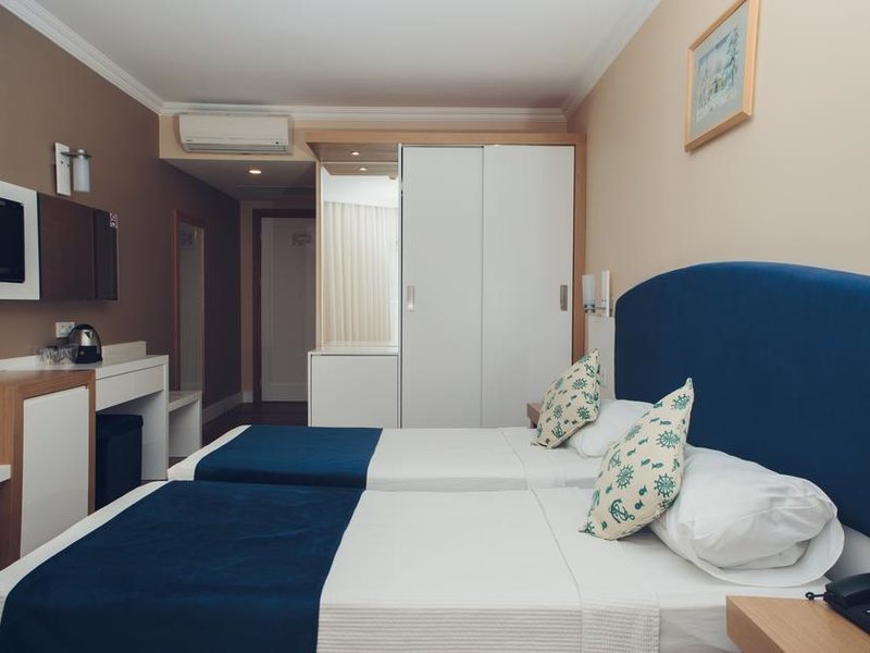 Lancora Beach Hotel 273507