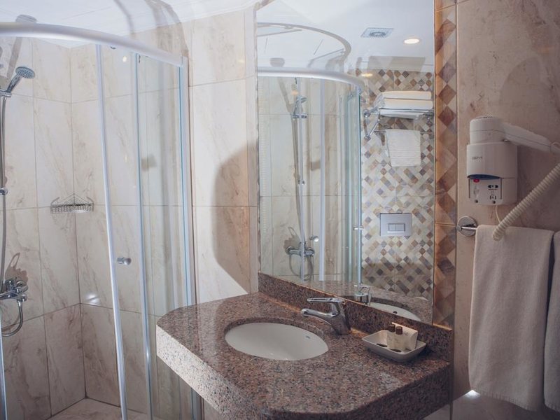 Lancora Beach Hotel 273509