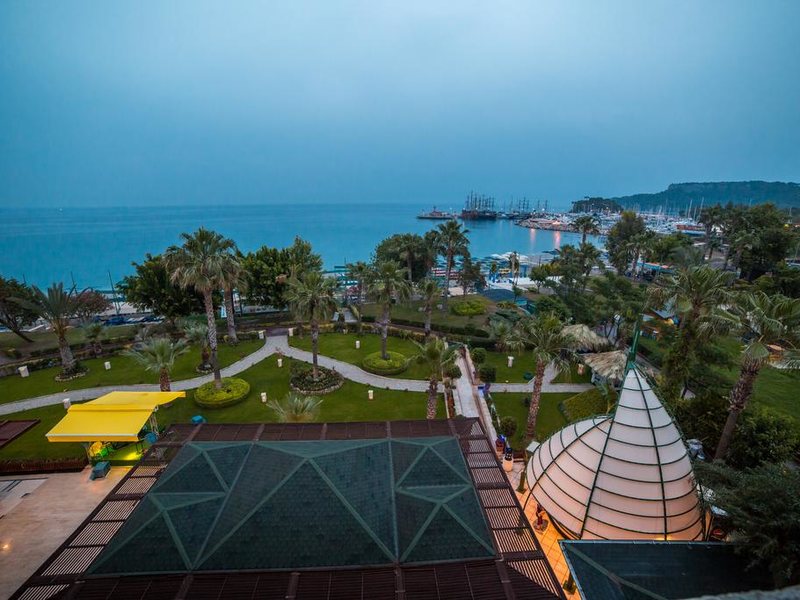 Lancora Beach Hotel 273512