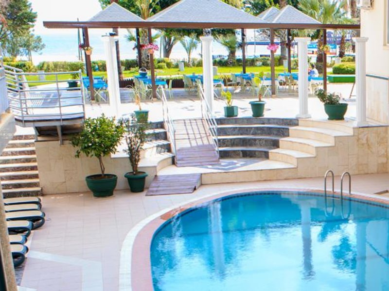 L ancora Beach Hotel 93566