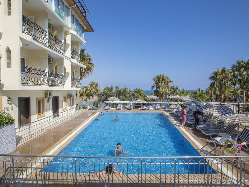 Land Of Paradise Beach Hotel (ex 294306