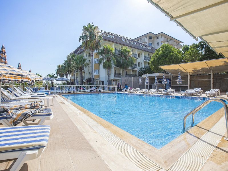 Land Of Paradise Beach Hotel (ex 294307