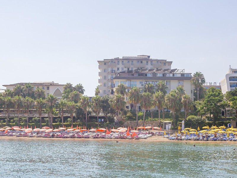 Land Of Paradise Beach Hotel (ex 294309