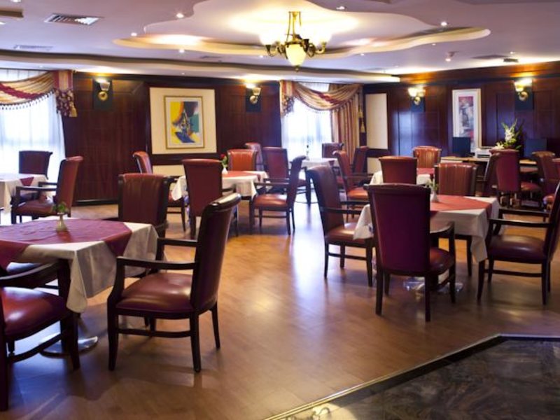 Landmark Plaza 47612