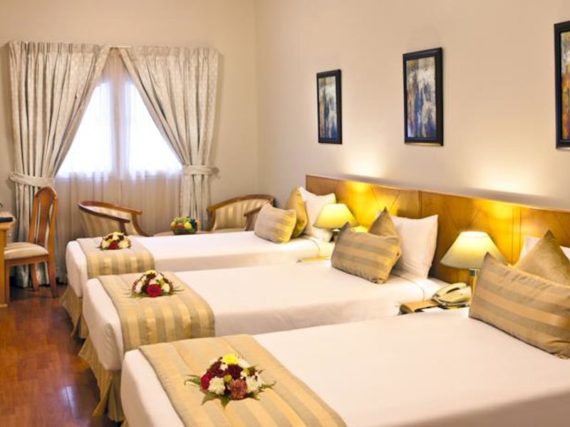 Landmark Plaza 47615