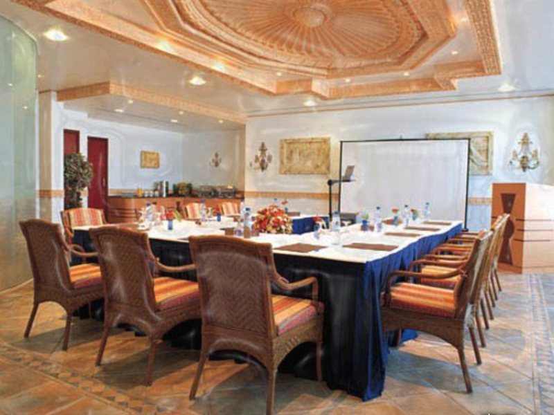 Landmark Suites Ajman 2504