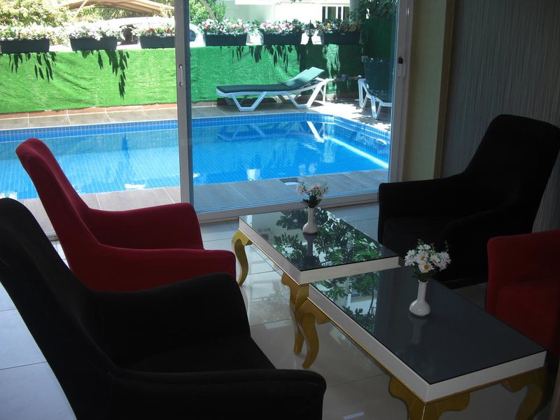 Lara Atalla Hotel 182107