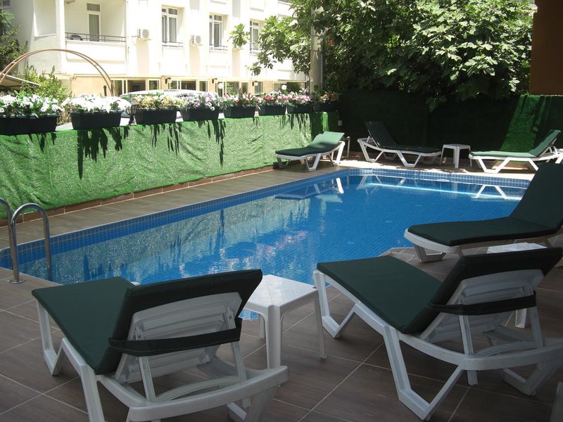 Lara Atalla Hotel 182108