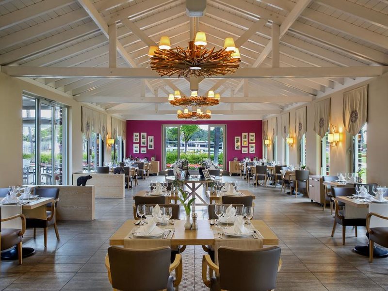 Lara Barut Collection Executive Rooms 304532