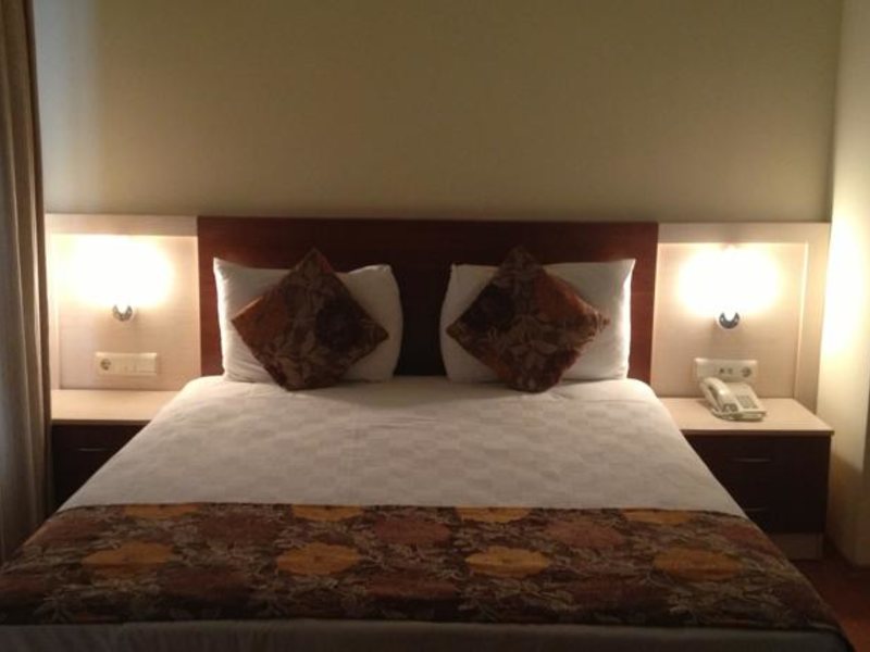 Lara Dinc Hotel 66404