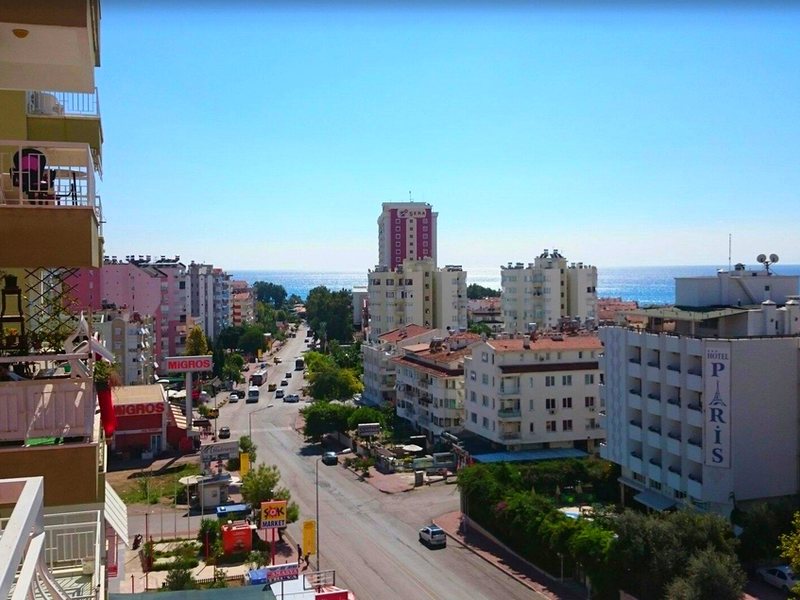 Lara Dinc Hotel 66407