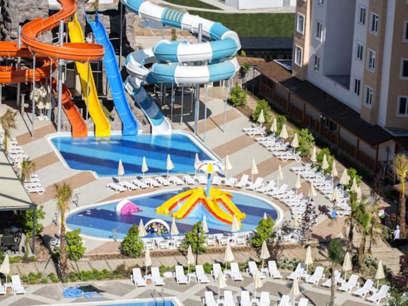 Lara Family Club 65498