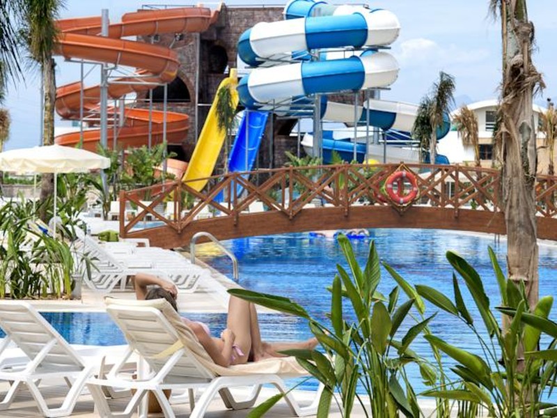 Lara Family Club 65499