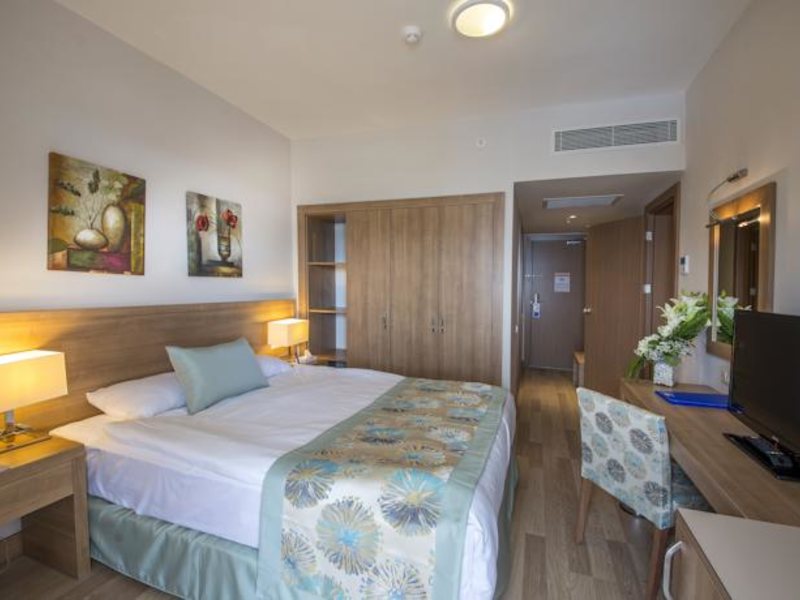 Lara Family Club 65502