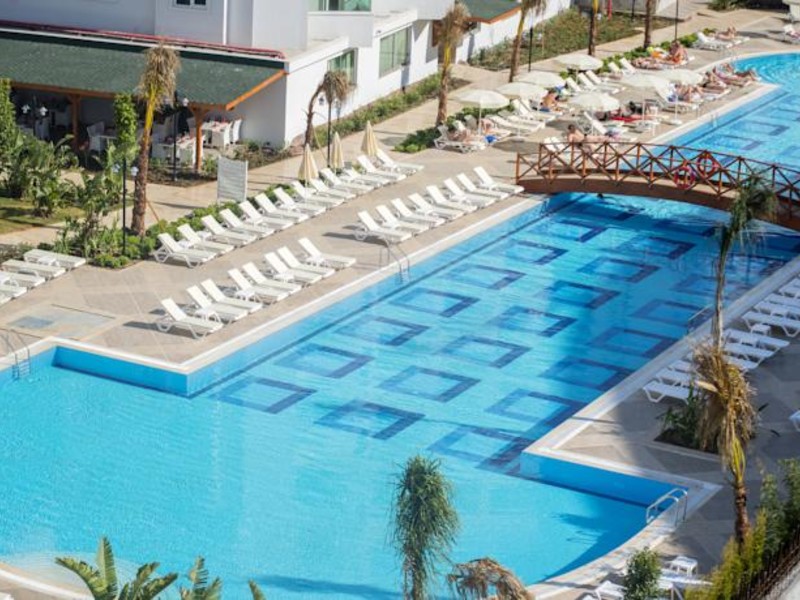 Lara Family Club 65513