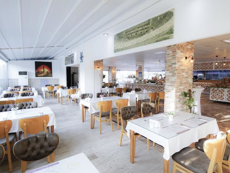 Lara World Hotel 295630