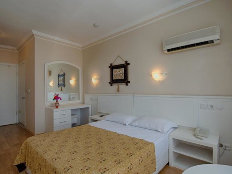 Lara World Hotel 93779