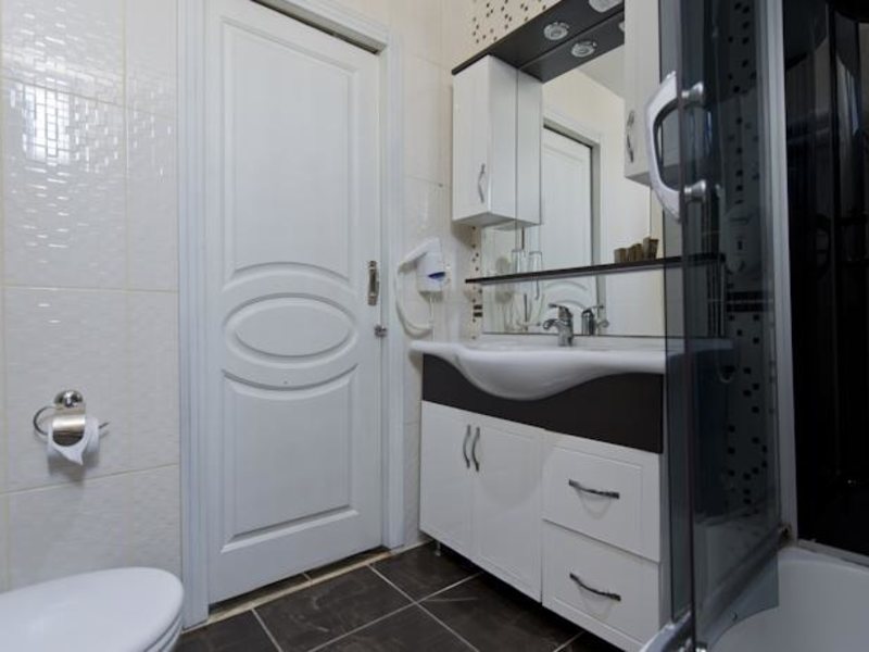 Lara World Hotel 93786