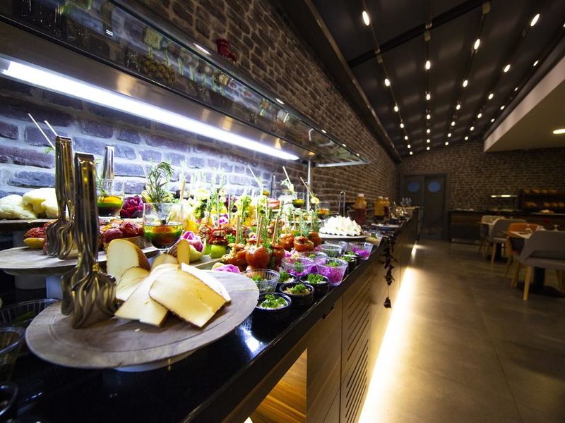 Laren Family Hotel & Spa 276631