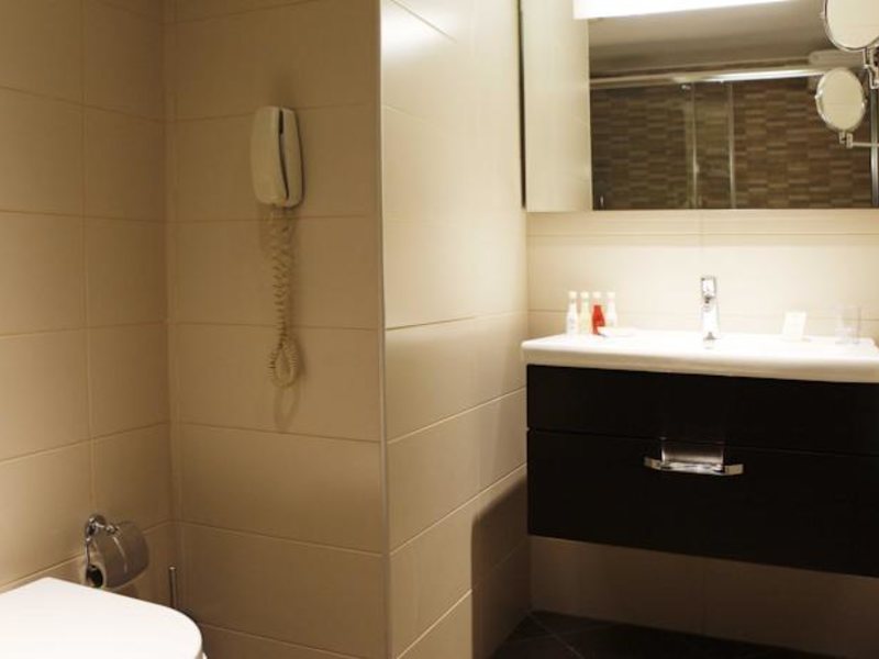 Lares Park Hotel 93806