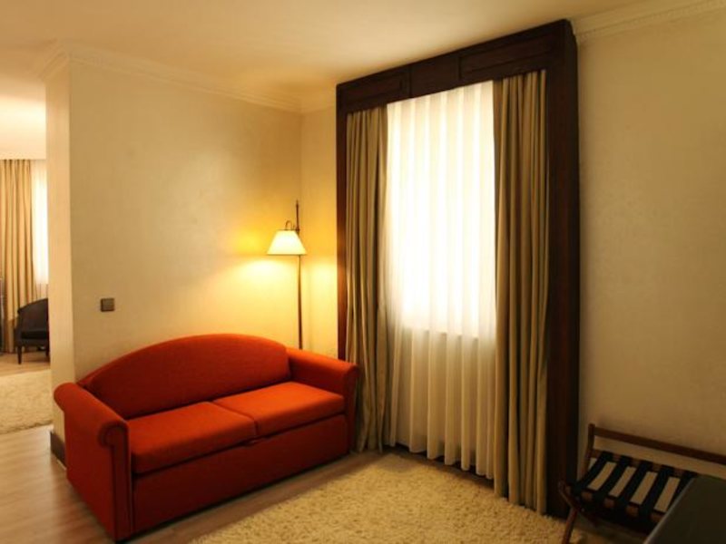Lares Park Hotel 93807