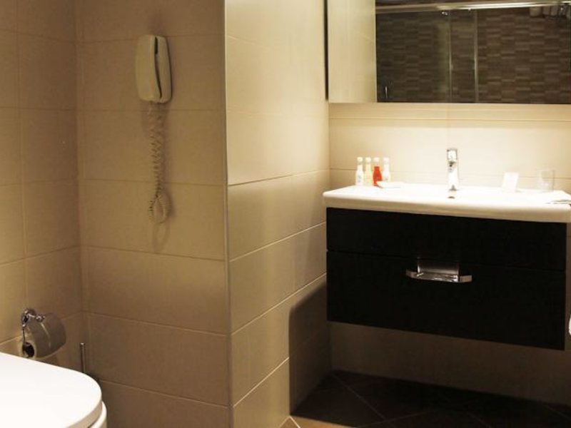 Lares Park Hotel 93810