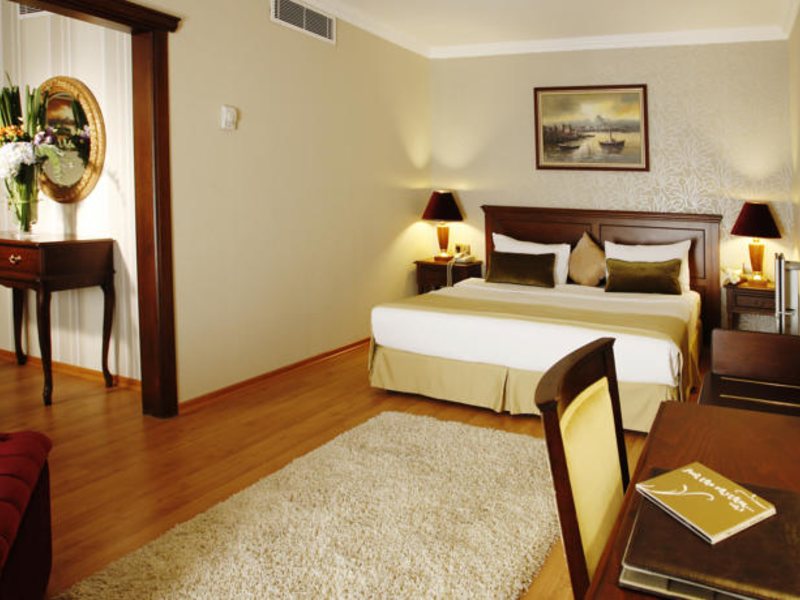 Lares Park Hotel 93817