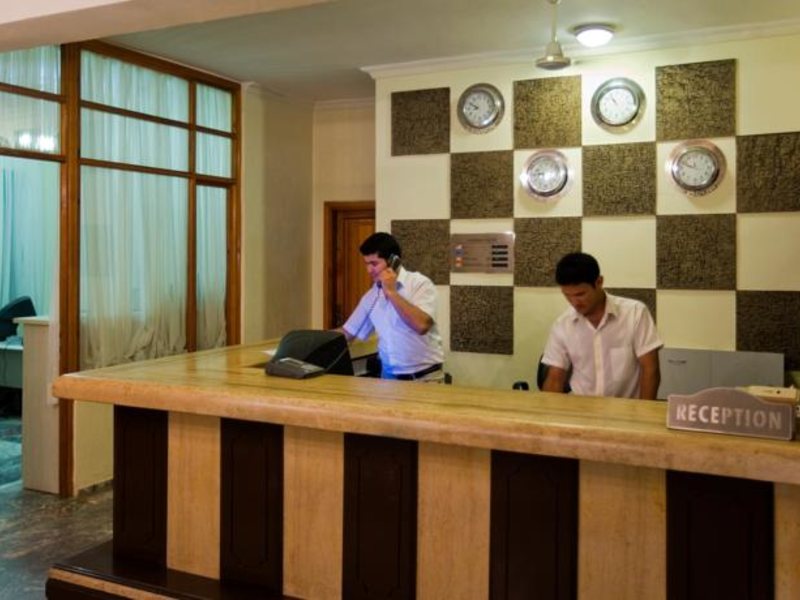 Larissa Akman Park Hotel 93819