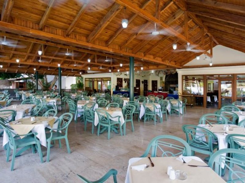 Larissa Akman Park Hotel 93826