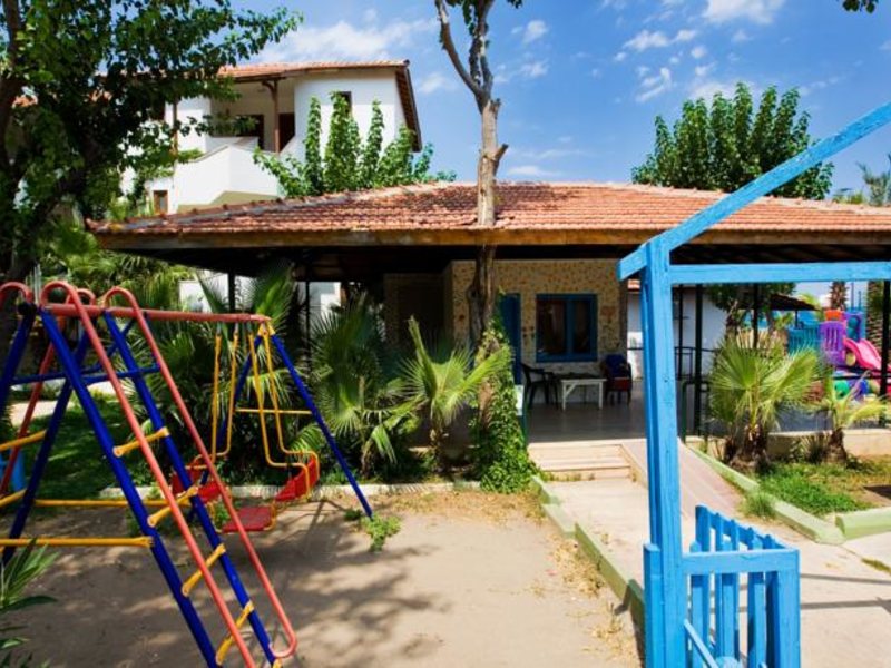 Larissa Akman Park Hotel 93835