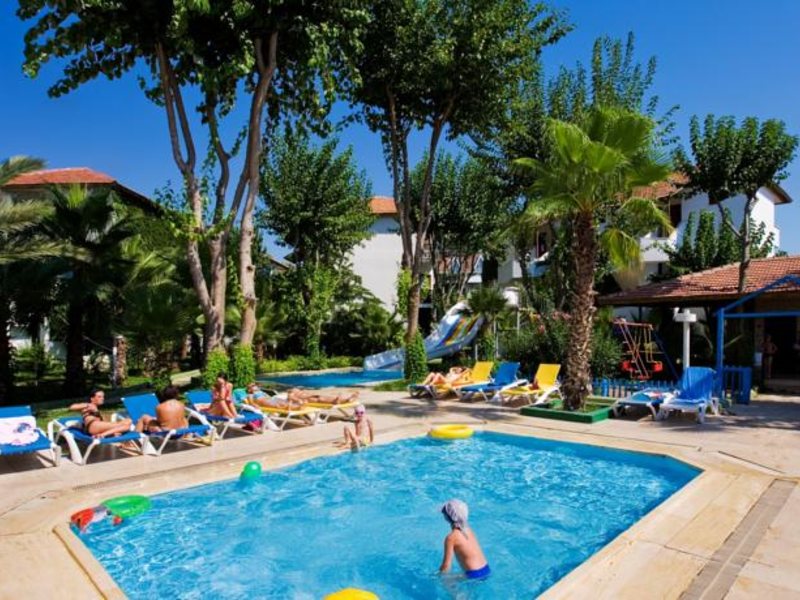 Larissa Akman Park Hotel 93846