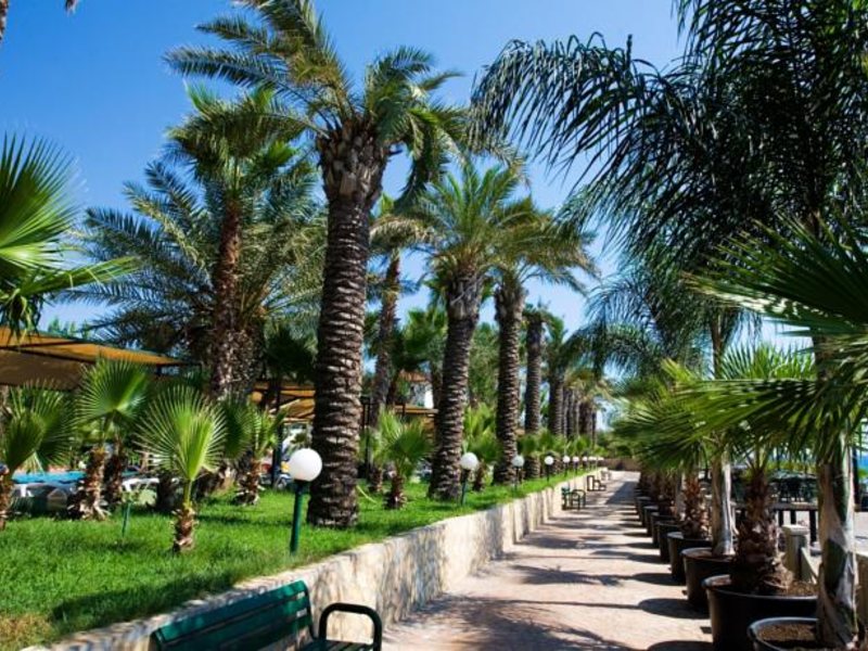 Larissa Akman Park Hotel 93848