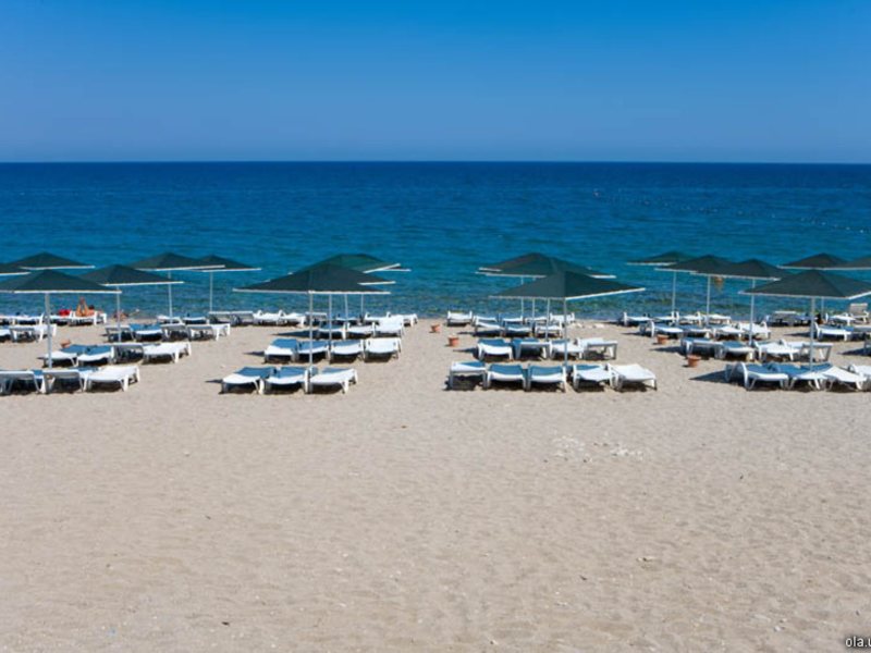 Larissa Aura Hotel (ех 18916