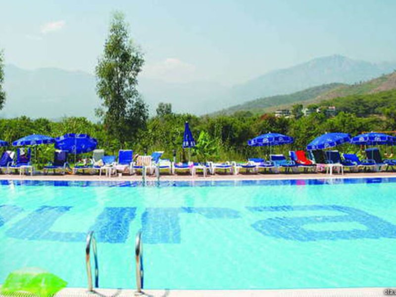 Larissa Aura Hotel (ех 18921