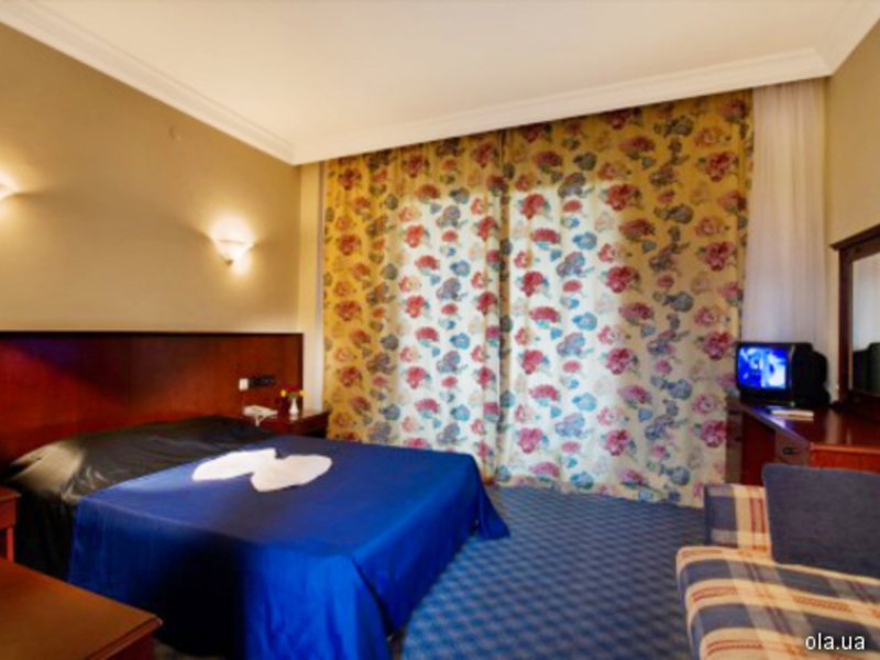 Larissa Club Kemer 25751